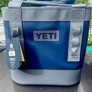 Yeti Camino Carryall 20